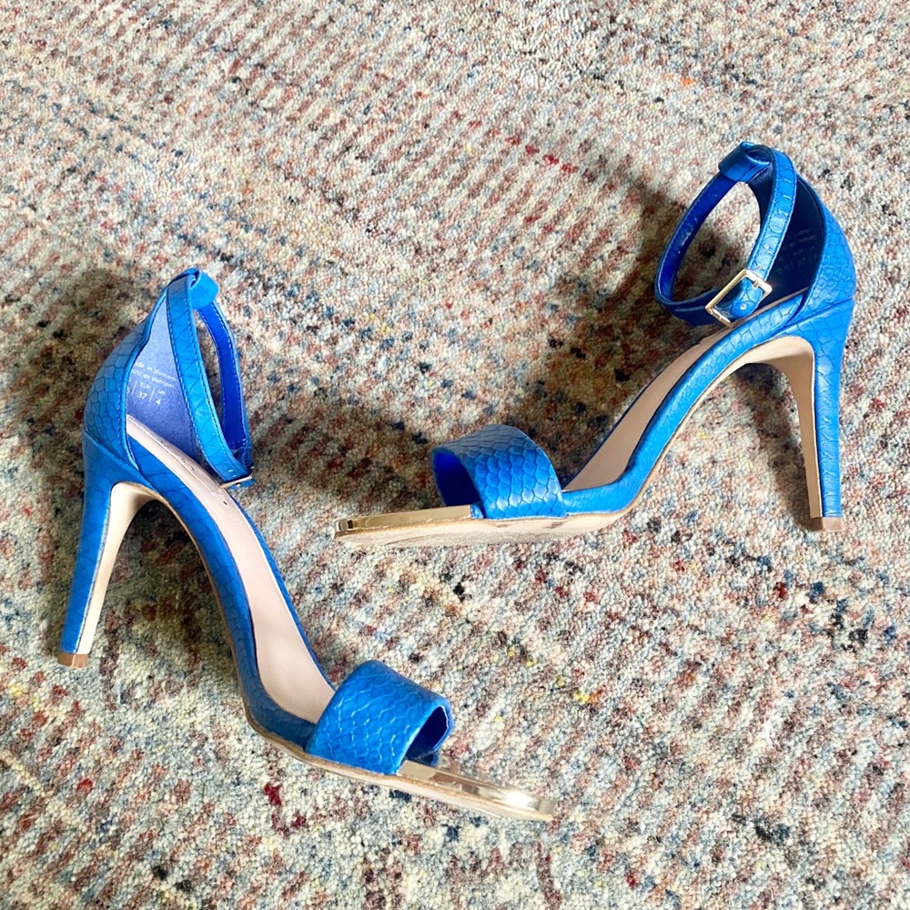 Aldo Blue and Gold Heels